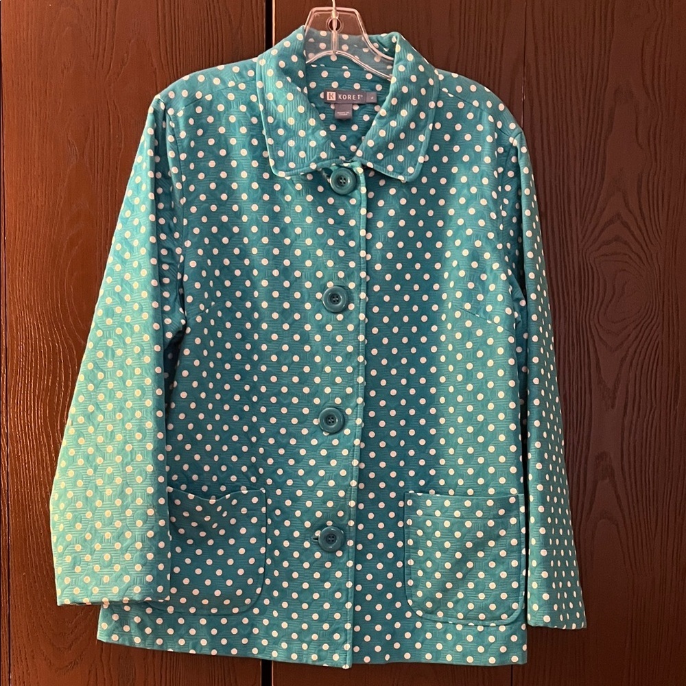 Koret Long Sleeved Aqua Blue With White Polka Dots Jacket. Size Large